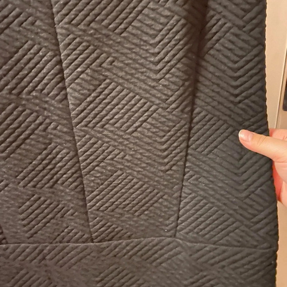 CYNTHIA ROWLEY QUILTED BLACK SHIFT DRESS - Picture 5 of 5